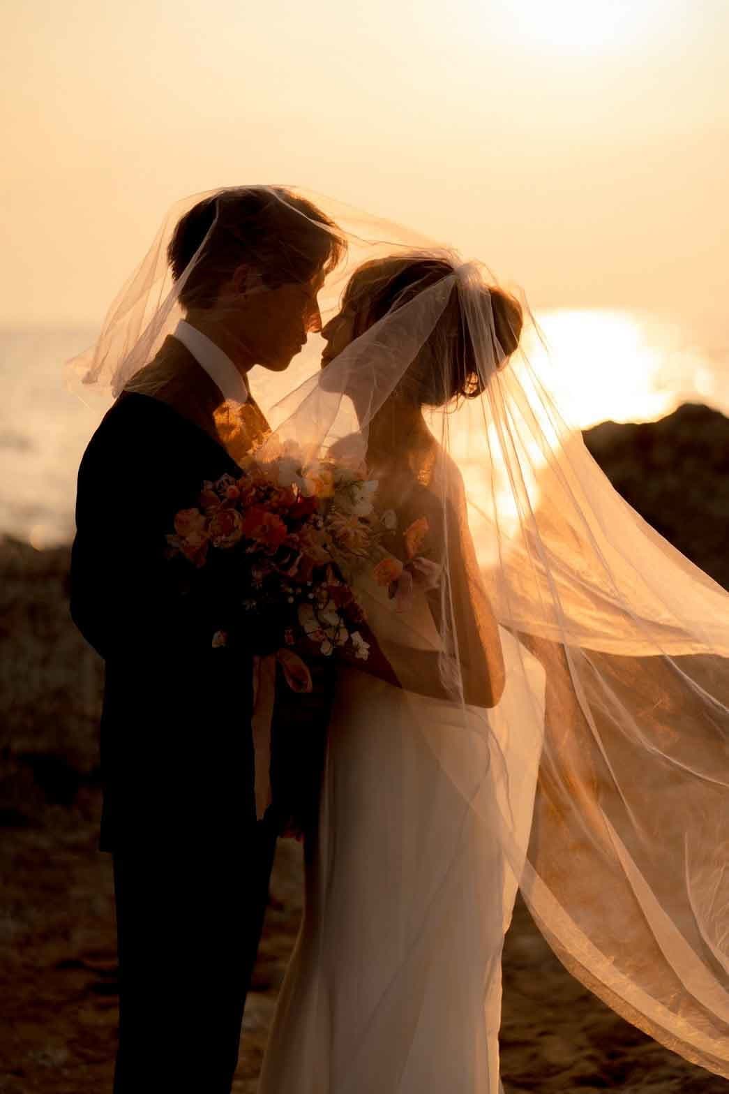 "名古屋 ロケーション前撮り ウェディングフォト 自然な笑顔"