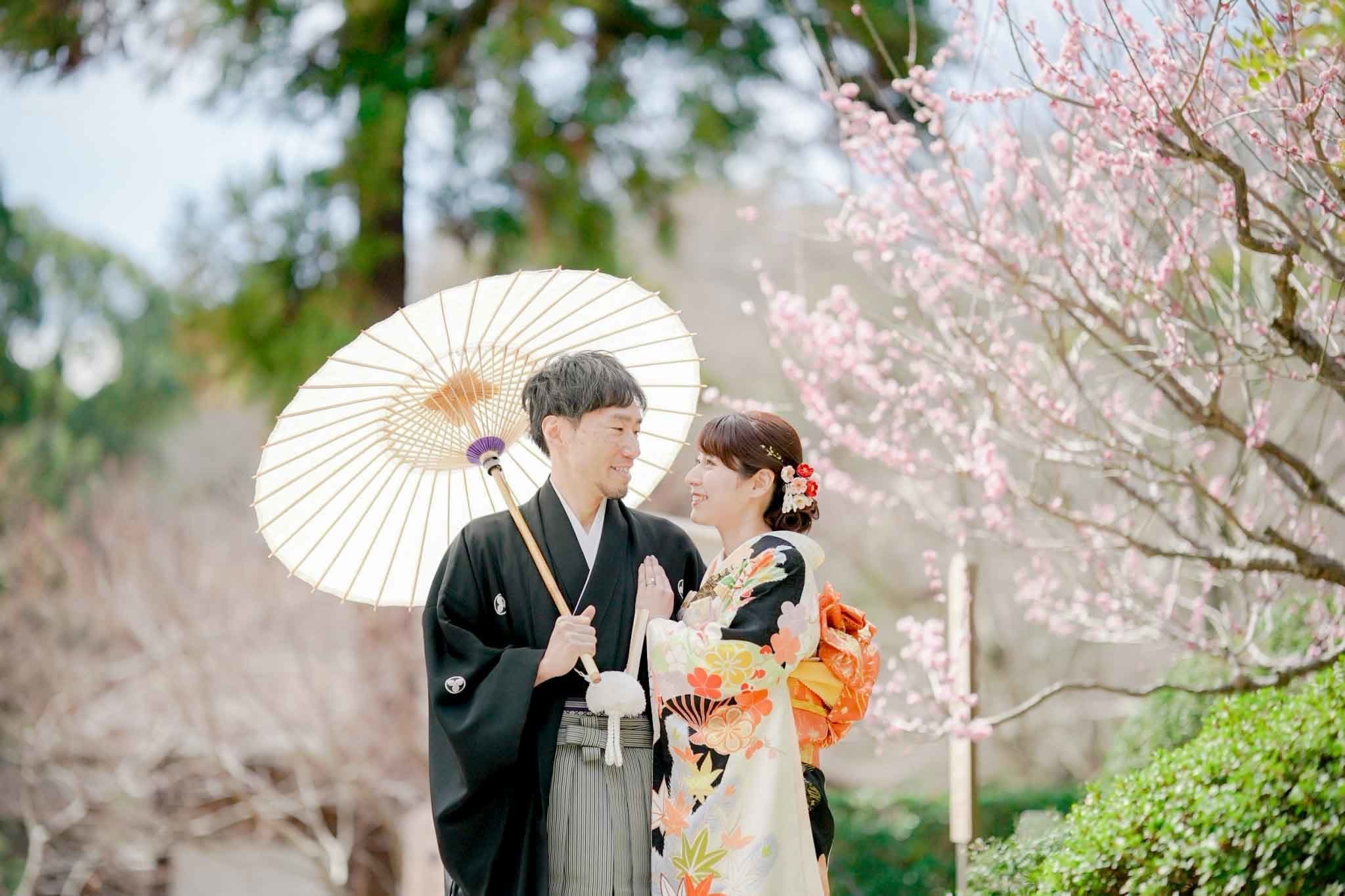 alt="和装で名古屋前撮りするカップル"